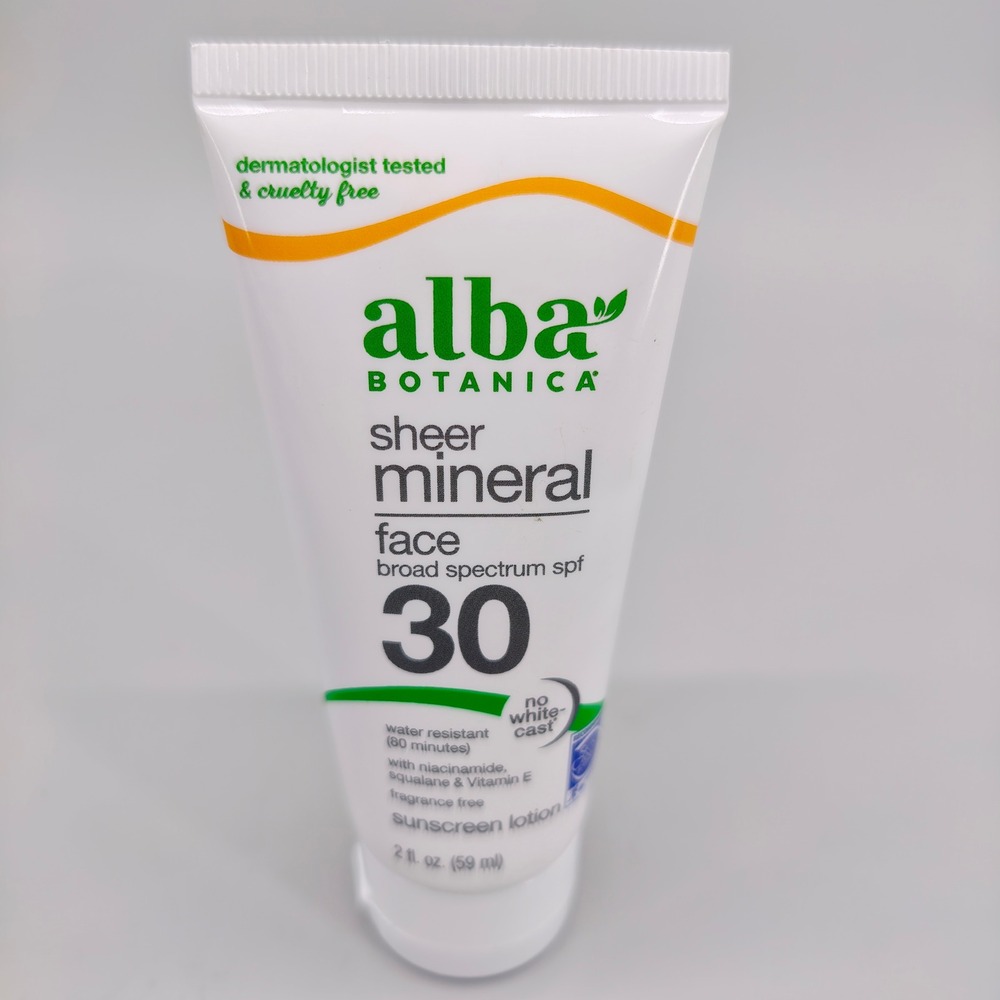 Alba Botanica Sheer Mineral Face Sunscreen SPF 30 Lotion 2oz Fragrance Free
